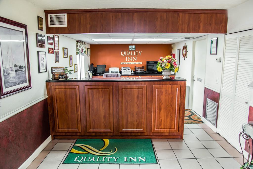 Quality Inn Bradenton - Sarasota North Exteriör bild